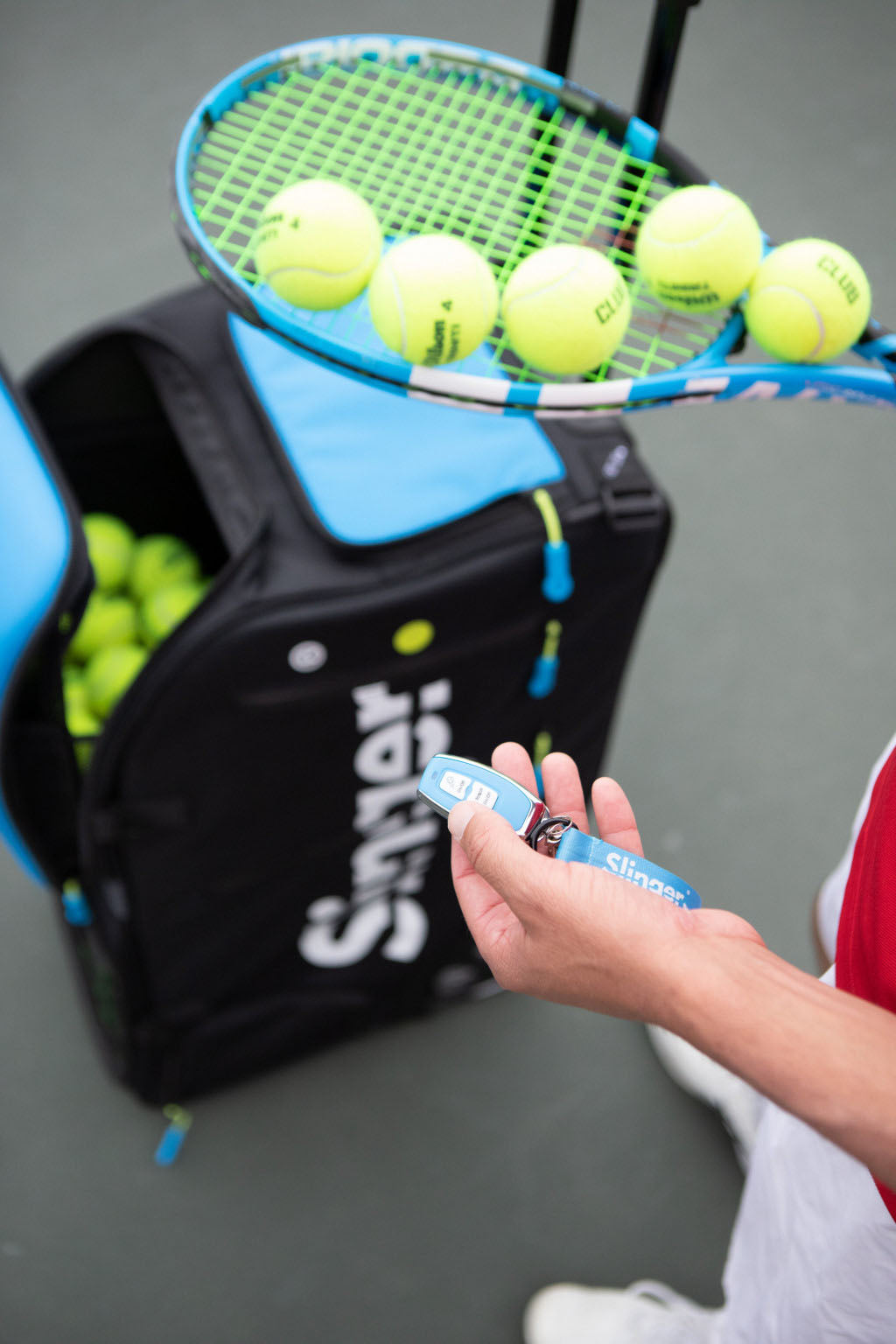 Slinger Hawaii feature The Slinger Bag tennis ball launcher